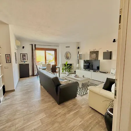 Ariosto La Maddalena Centro Apartment