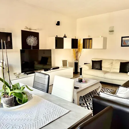 Apartment Ariosto Centro *